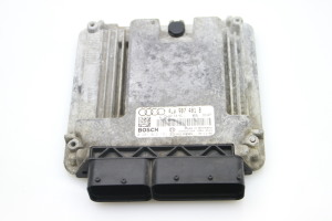 Calculateur moteur - 4E0907401B