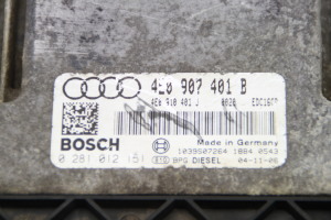 AUDI A8 D3 (2002–2010) Mootori juhtplokk 4E0907401B - 2
