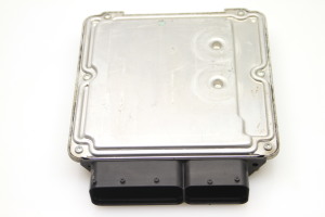 AUDI A8 D3 (2002–2010) Mootori juhtplokk 4E0907401B - 4