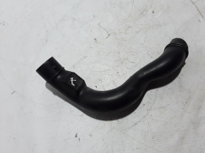  Air intake hose 