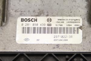 Dacia Sandero (2012–2021) Motorsteuergerät 237102213R - 2