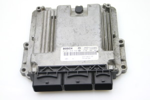 Motorsteuergerät - 237102213R