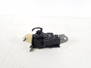 Mercedes Benz C-Class 205 (2014–2021) Trunk lid lock A0997400600 - 3