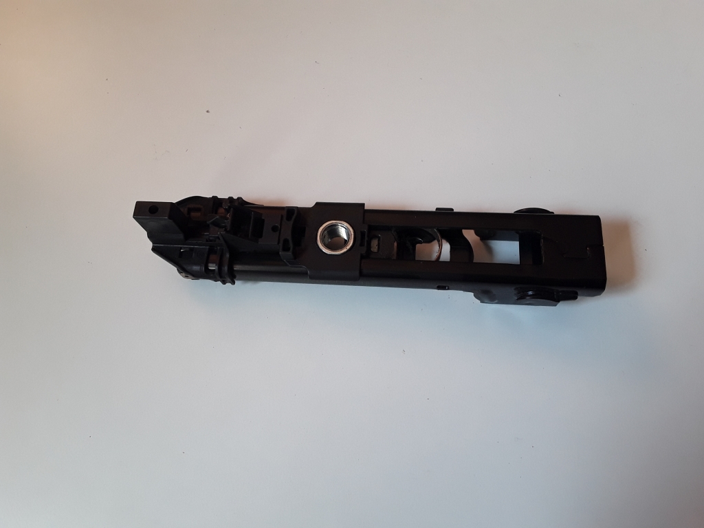 Used Volkswagen Golf Seat belt height adjuster 6V0857819