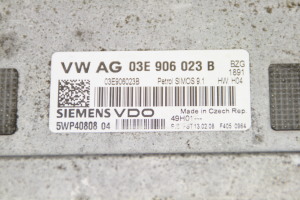 Skoda Fabia MK 2 (2007–2014) Motorsteuergerät 03E906023B - 2