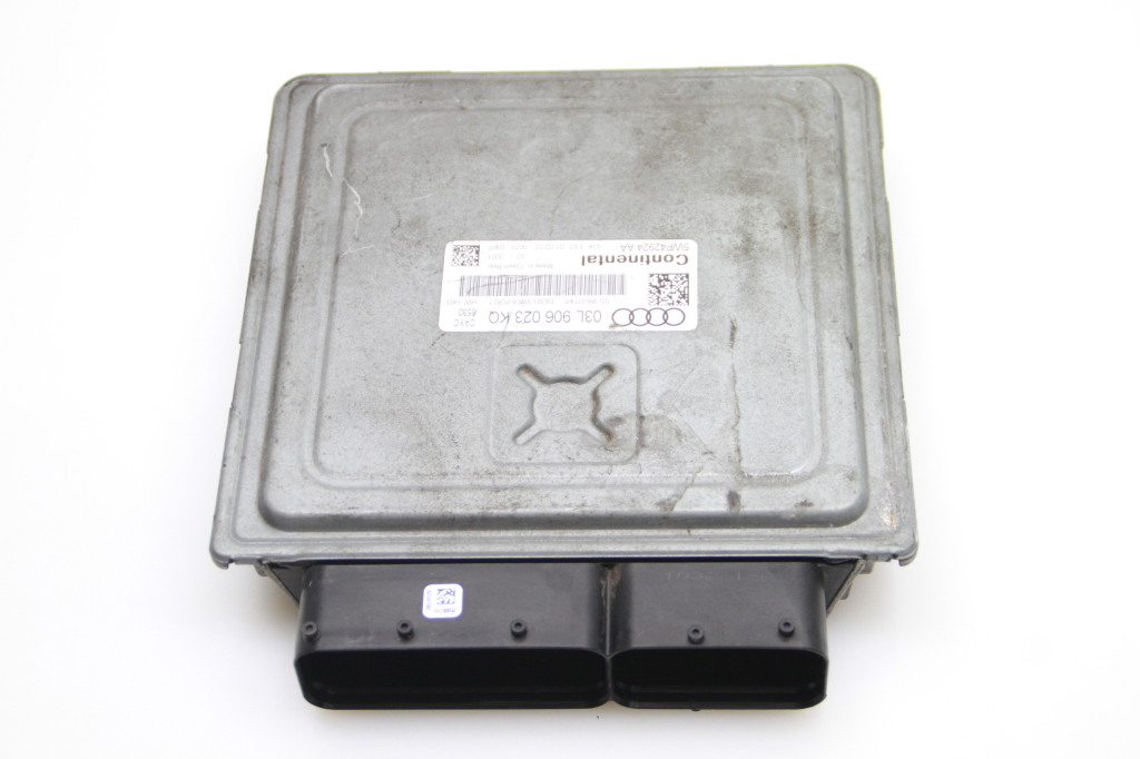 AUDI A1 8X (2010-2020) Moottorin ohjausyksikkö ECU 03L906023KQ,03L906023KP 24785389