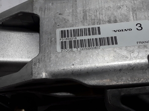 VOLVO V60 (2018–2026) Stūres statnis un tā detaļas 31658216 - 3