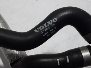  Cooling radiator hose 