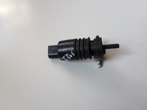 Ford Kuga (2012–2019) Front windshield washer pump CJ5417664AA - 3