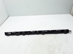  Exterior sill trim bracket 