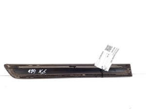 TOYOTA Corolla (2001–2007) Tagumise poritiiva liist 75652-02040 - 2