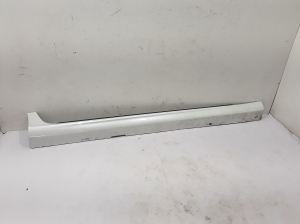  Exterior sill trim 