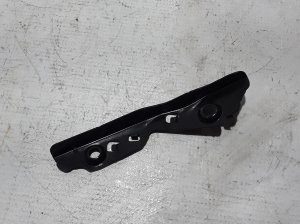  Front bumper bracket 