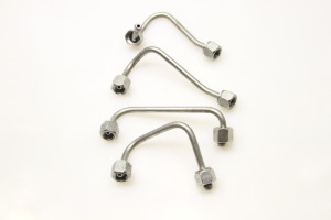 Fuel injector lines