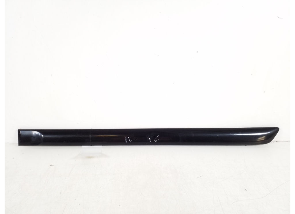 TOYOTA Corolla 9 generation E120/E130 (2000-2007) Moulure de porte coulissante côté gauche 75742-02140 21438614