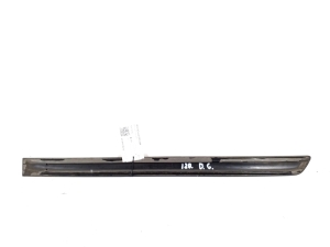 TOYOTA Corolla (2001–2007) Rear side door molding 75741-02130 - 2