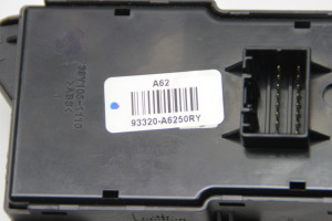 Hyundai i30 (2011–2017) Headlight leveling switch 93320A6250RY - 2
