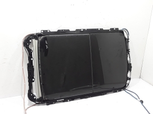 VOLVO V60 (2018–2026) Skylight 32205495 - 2