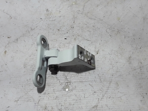   Rear side door hinge upper 