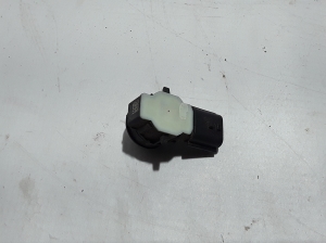 RENAULT Talisman II (2015–2026) Rear parking sensor 253A43193R - 2