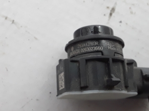 RENAULT Talisman II (2015–2026) Rear parking sensor 253A43193R - 3