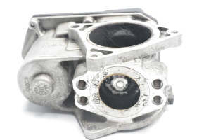  EGR valve 