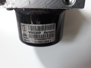 VOLVO XC90 (2002–2014) ABS plokk 30793444 - 2