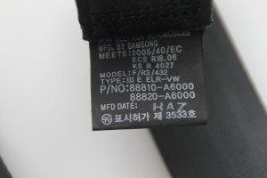 Hyundai i30 (2011–2017) Front seat belt 88810A6000 - 4