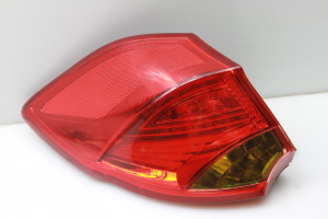 Eckleuchte hinten - 92401A20