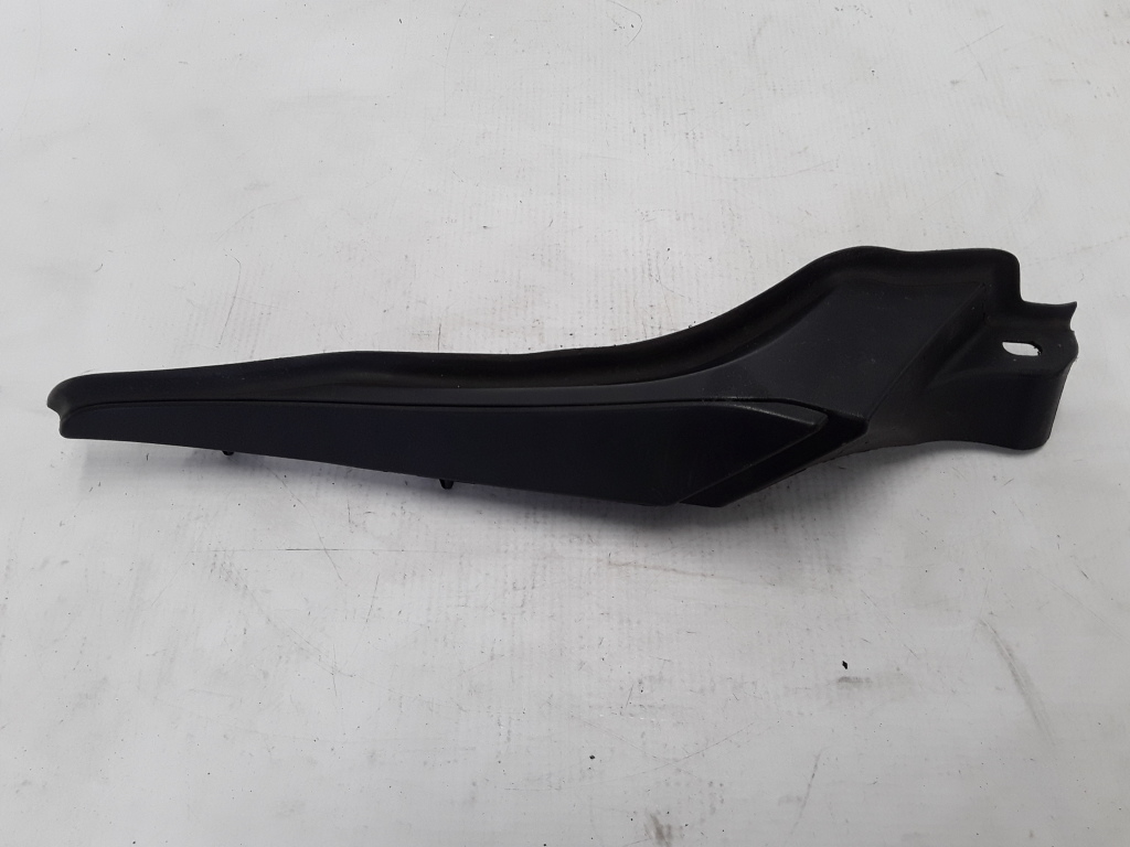 RENAULT Megane 3 generation (2008-2020) Front  Wiper Cowl Trim 668620007R 22300189