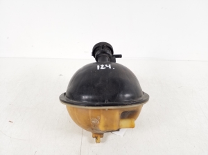 TOYOTA Corolla (2004–2007) Coolant reservoir 16482-0G020 - 3