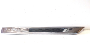 Jaguar XJ (2009–2026) Sonstiges Teil des vorderen Kotflügels W93280B10