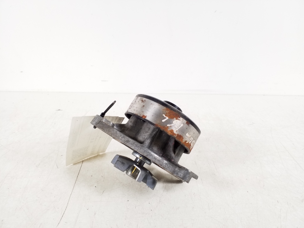 TOYOTA Corolla 9 generation E120/E130 (2000-2007) Pompe à eau 16100-09310, 1610029415 21438741