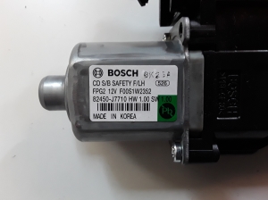 Kia ceed (2018–2026) Front door window regulator motor 82450J7710 - 3