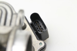 Volkswagen Golf VII (2012–2026) Accelerator valve 04L128063T - 4