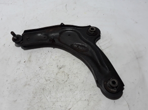 Front control arm - 545050804R