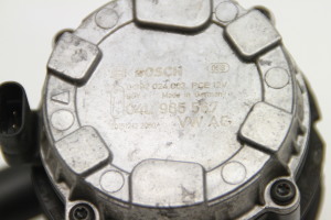 Volkswagen Golf VII (2012–2026) Auxiliary water pump 04L965567 - 4