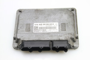 Motorsteuergerät - 03E906023B