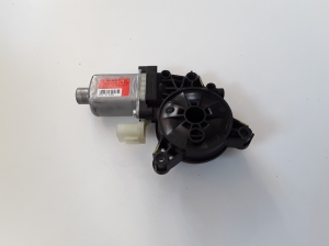 Kia ceed (2018–2026) Rear side door window regulator motor 83460J7000 - 3
