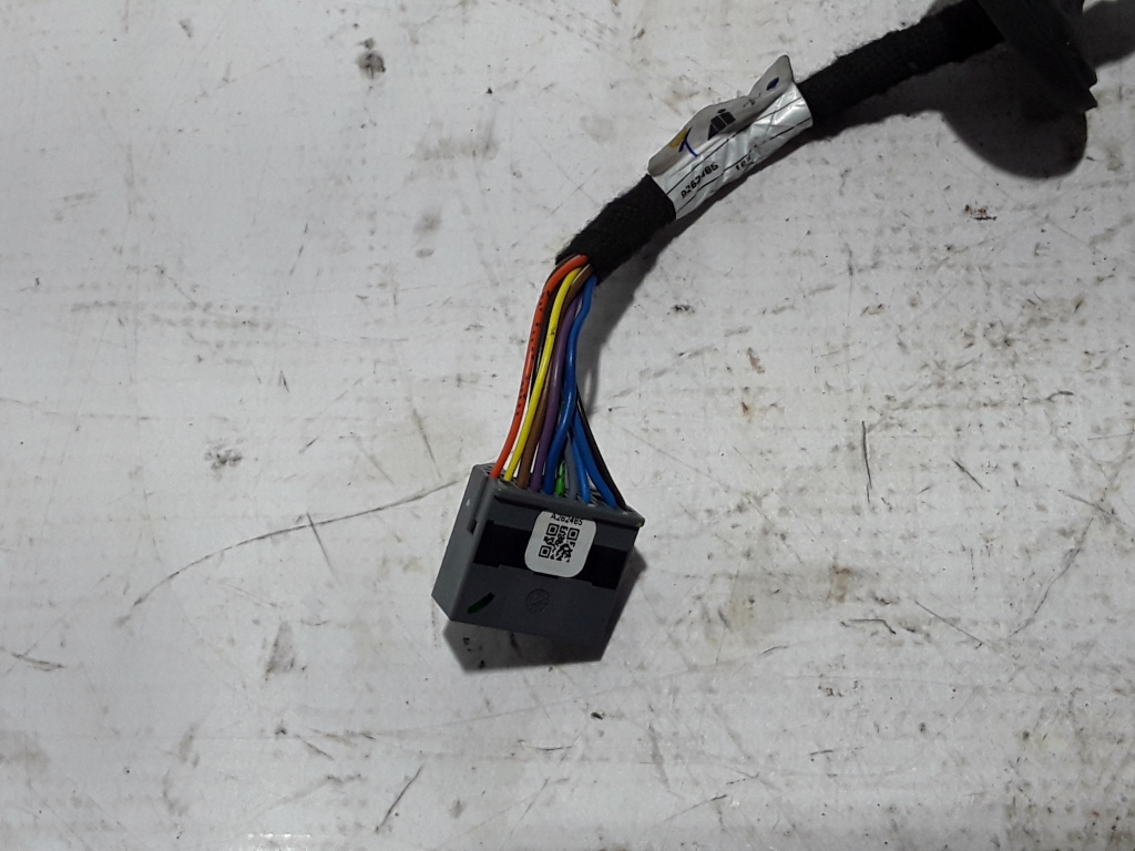 Used VOLVO XC60 Side mirror and its details 31424818