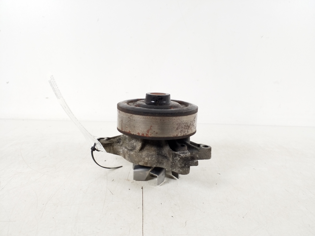 TOYOTA Corolla 9 generation E120/E130 (2000-2007) Pompe à eau 16100-29175 21438657