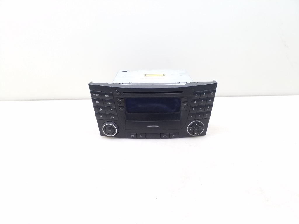 MERCEDES-BENZ E-Class W211/S211 (2002-2009) Music Player With GPS A2118702989001 24959847