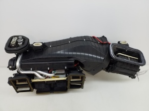 Mercedes Benz E-Class W212 (2009–2015) Salongi soojendus ja selle osad A2048303103 - 3