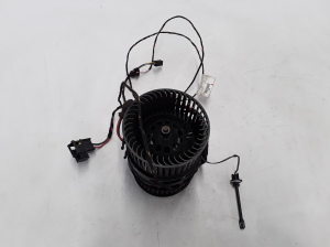 RENAULT Megane III (2008–2016) Salongi puhuri mootor 272104937R - 5