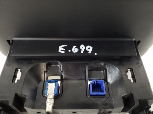 Mercedes Benz C-Class 205 (2014–2021) Ekrāns A2059004113 - 3