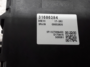 VOLVO S90 (2016–2026) Vadības bloks 31686384 - 3