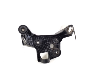 Mercedes Benz E-Class W213 (2017–2026) Halterung ABS Steuergerät A2134300510 - 2