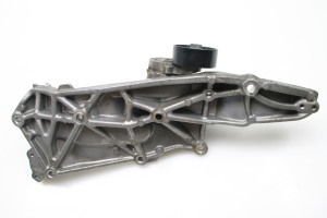 Ford Kuga (2012–2019) Lichtmaschinenhalter DS7Q8D611AH - 2