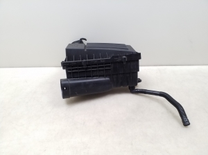 Volkswagen Passat B7 (2010–2014) Luftfiltergehäuse 3C0129607BH - 5
