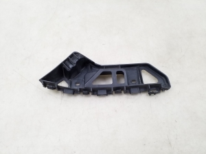  Front bumper bracket 